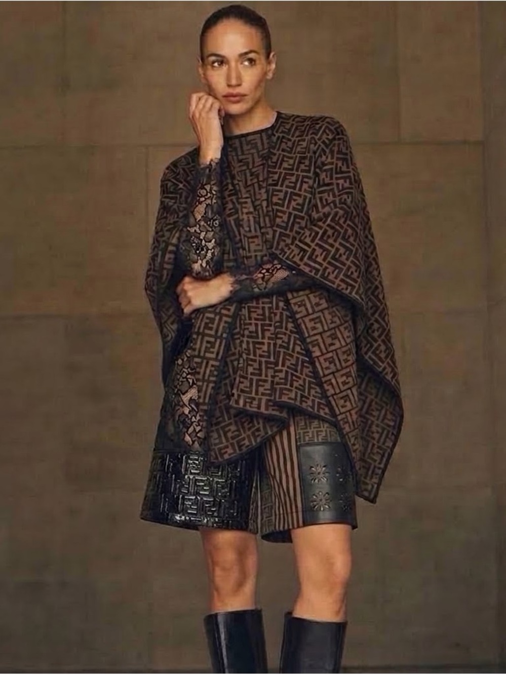 NEW FENDI Roma Winter 2026 🖤 w/ Tags Brushed Silk Wool Shawl Poncho Scarf Wrap